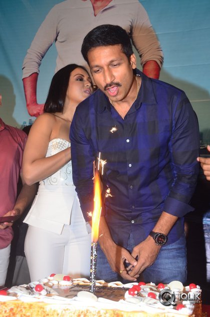 Goutham-Nanda-Movie-Teaser-Launch